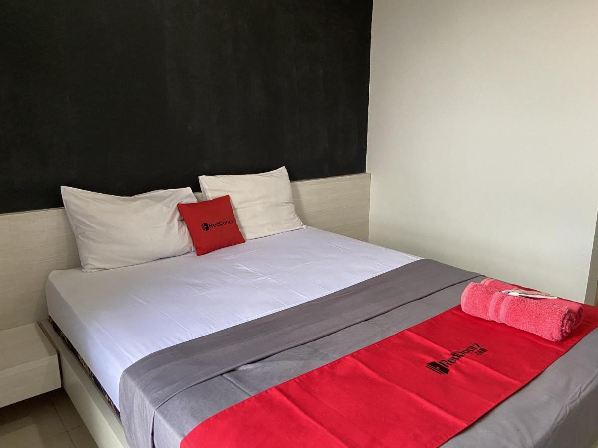 Reddoorz Near Rsud Margono Purwokerto 3 Hotel Exterior foto