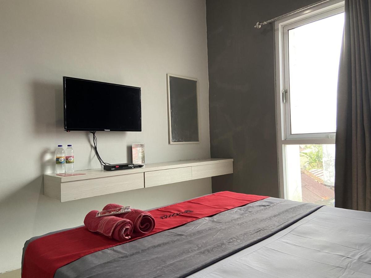 Reddoorz Near Rsud Margono Purwokerto 3 Hotel Exterior foto