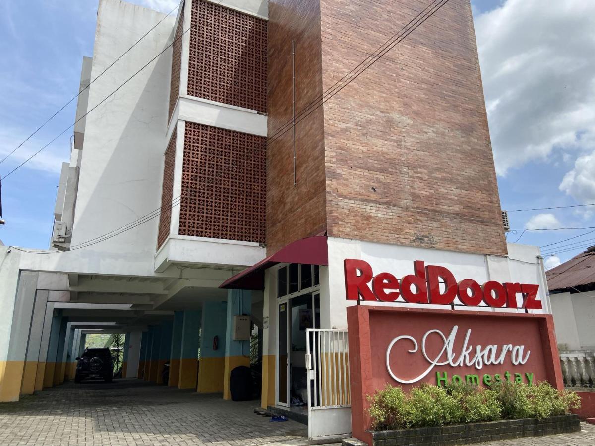 Reddoorz Near Rsud Margono Purwokerto 3 Hotel Exterior foto